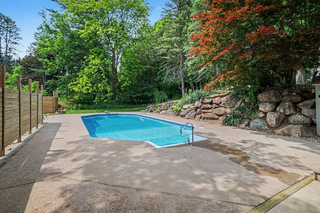 17529 G Drive N Marshall Township MI 49068