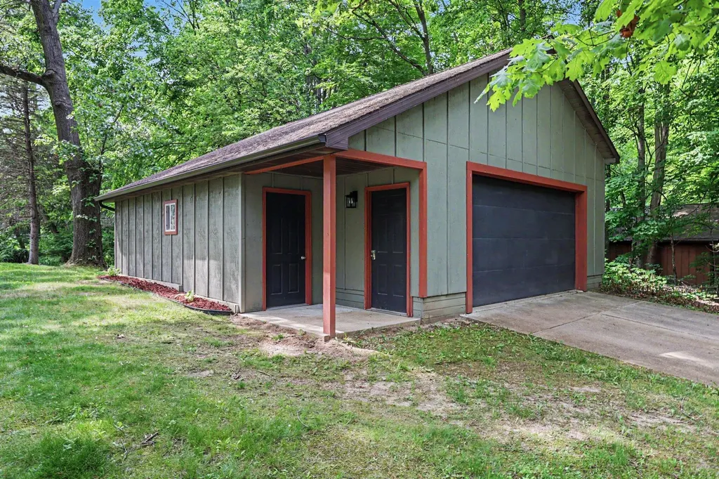 17529 G Drive N Marshall Township MI 49068