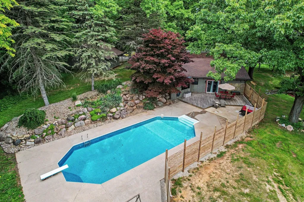 17529 G Drive N Marshall Township MI 49068