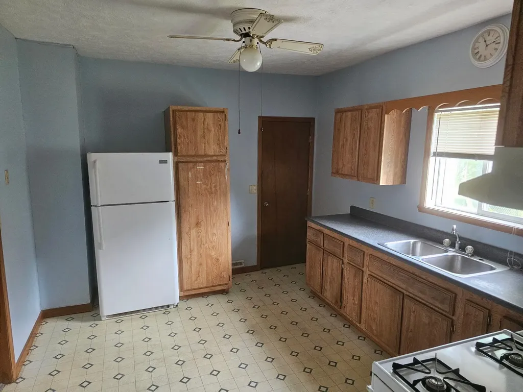 715 Lum Avenue Kalamazoo Charter Township MI 49048