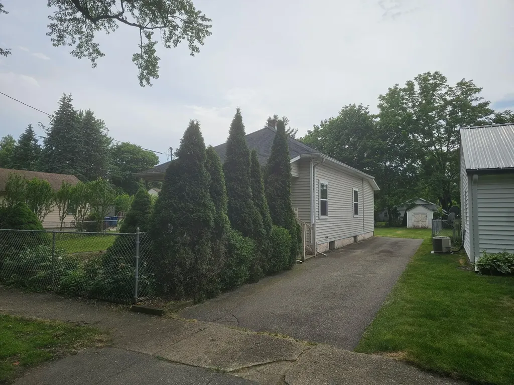 715 Lum Avenue Kalamazoo Charter Township MI 49048