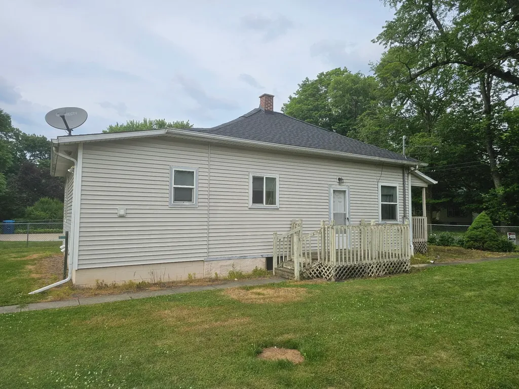 715 Lum Avenue Kalamazoo Charter Township MI 49048