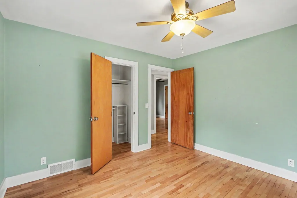 1724 Winton Avenue Kalamazoo City MI 49001