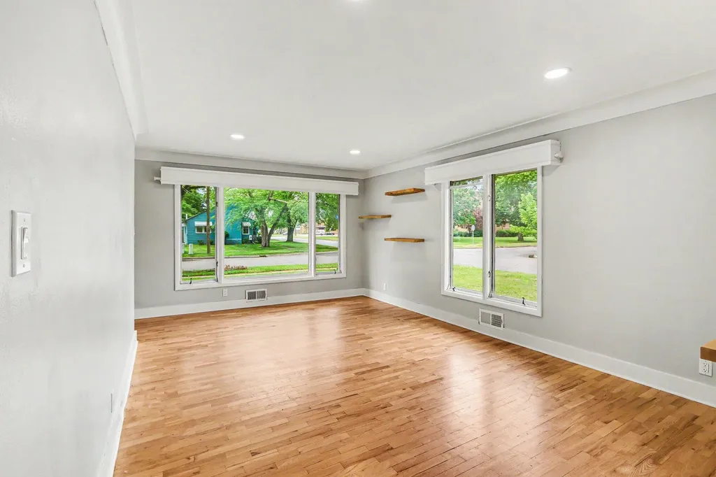 1724 Winton Avenue Kalamazoo City MI 49001