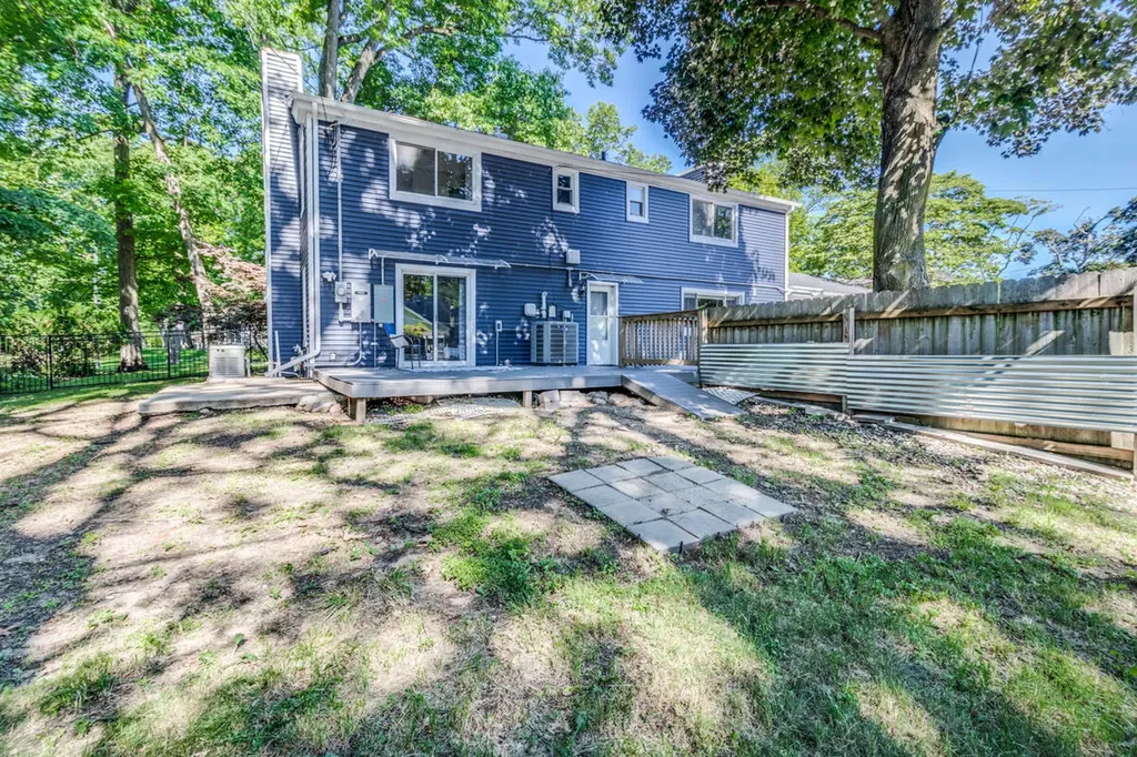 300 Orchard Avenue Battle Creek City MI 49017
