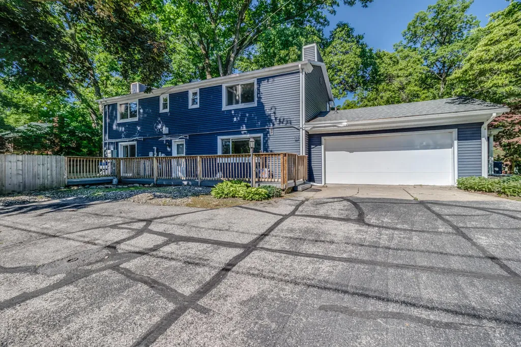 300 Orchard Avenue Battle Creek City MI 49017