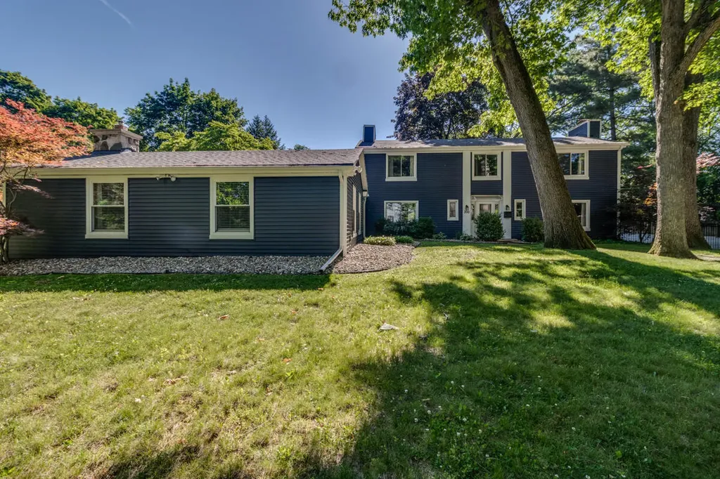 300 Orchard Avenue Battle Creek City MI 49017
