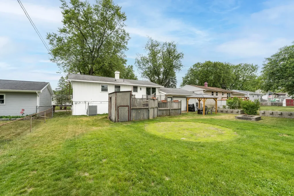 5636 Juniper Drive Leoni Township MI 49201