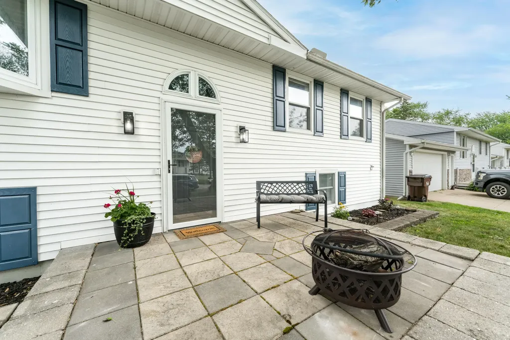 5636 Juniper Drive Leoni Township MI 49201