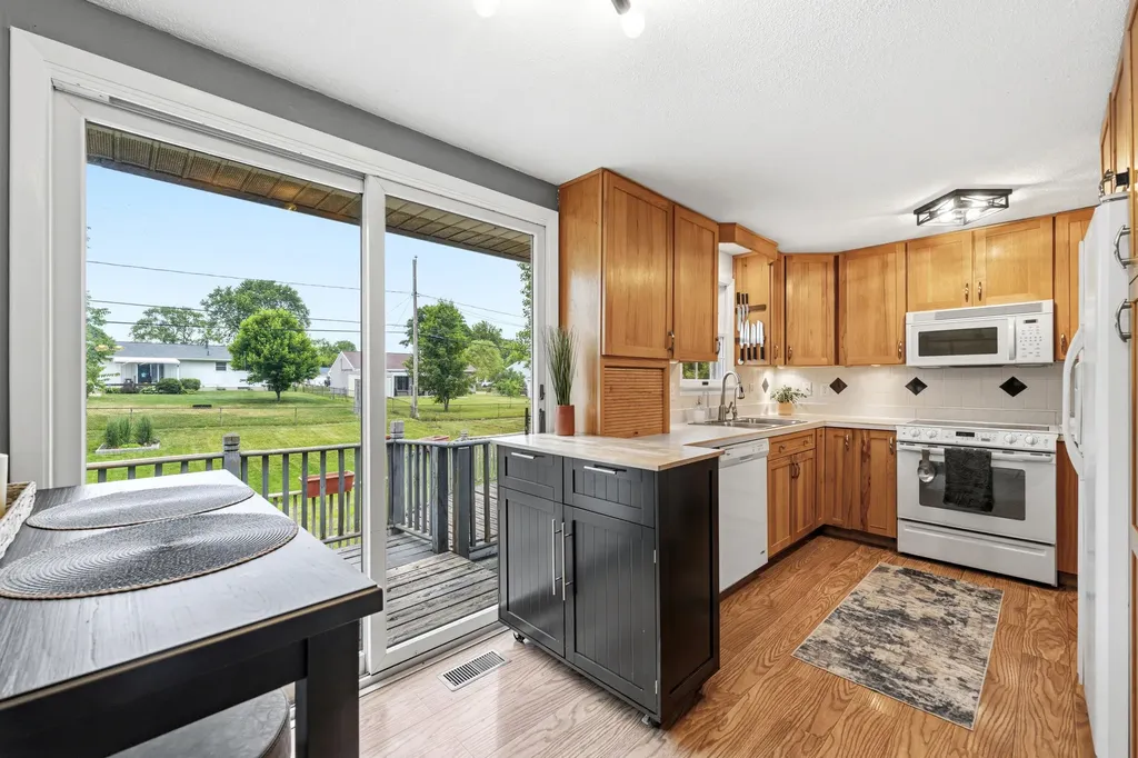 5636 Juniper Drive Leoni Township MI 49201