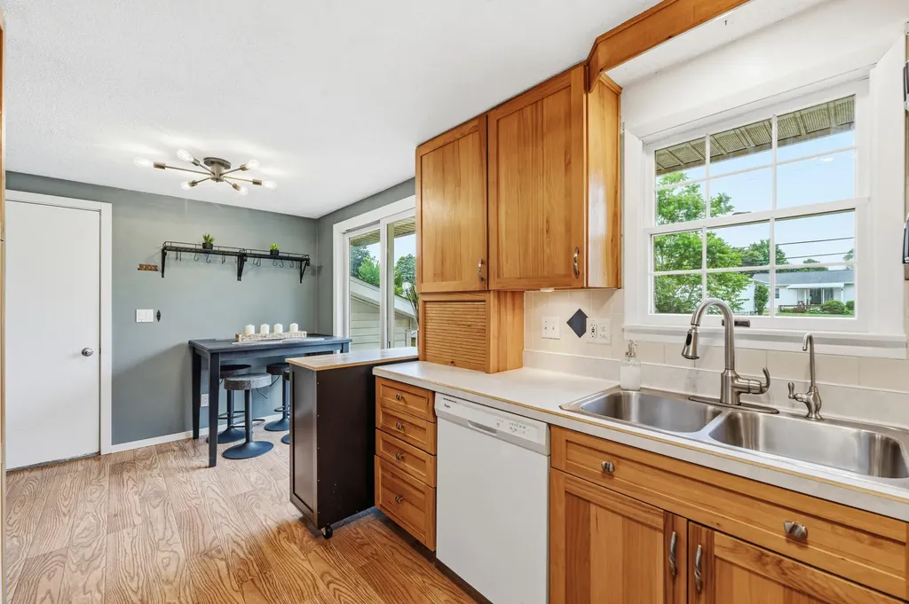 5636 Juniper Drive Leoni Township MI 49201