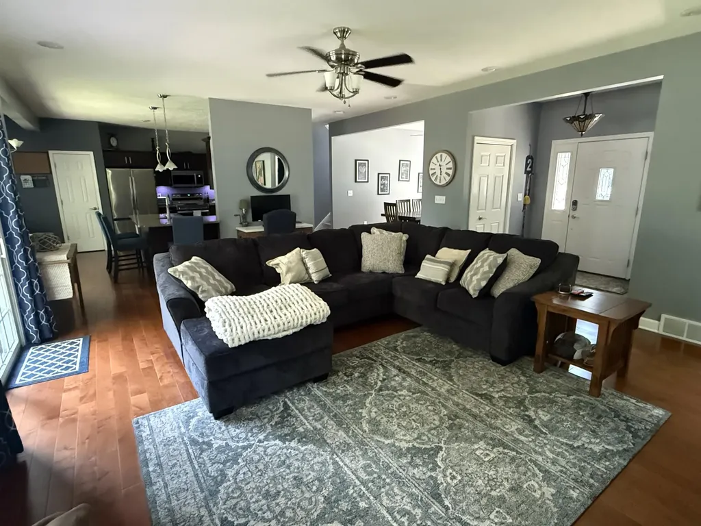 155 Hickory Hills Marshall Township MI 49068