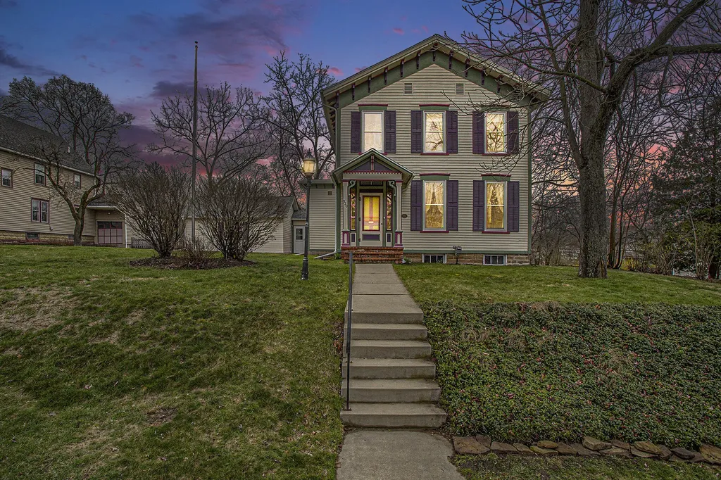 320 N Division Street Marshall City MI 49068