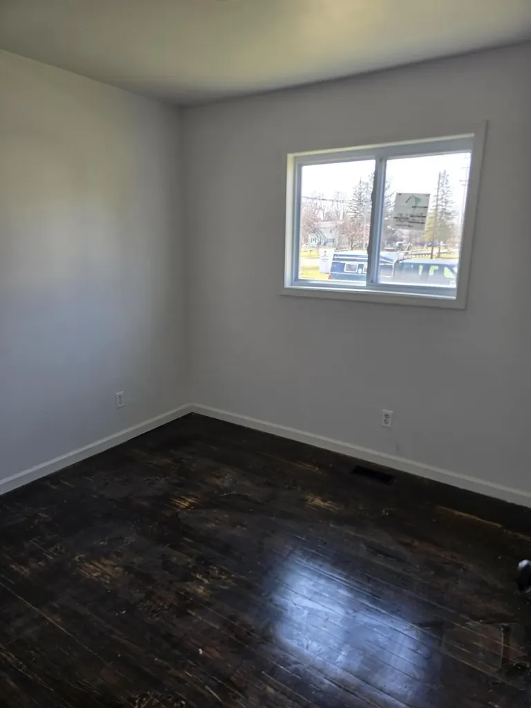 5017 Conners Lansing City MI 48911