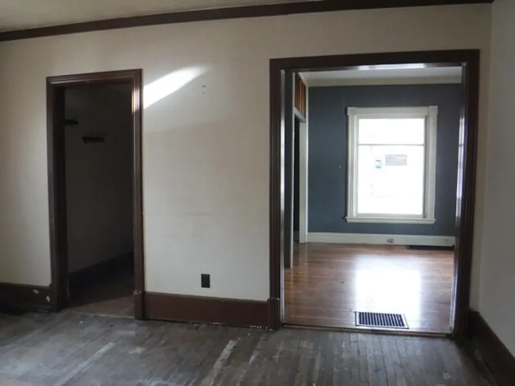 620 Gilbert Avenue Kalamazoo City MI 49048
