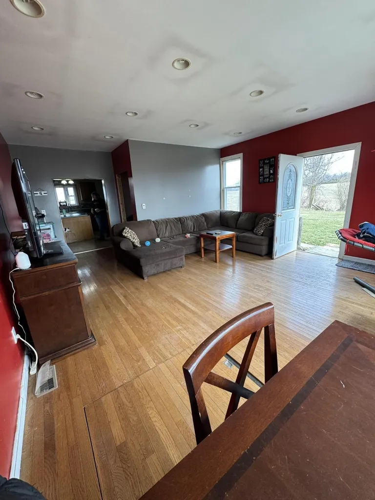 2126 200th Avenue Richmond Township MI 49677