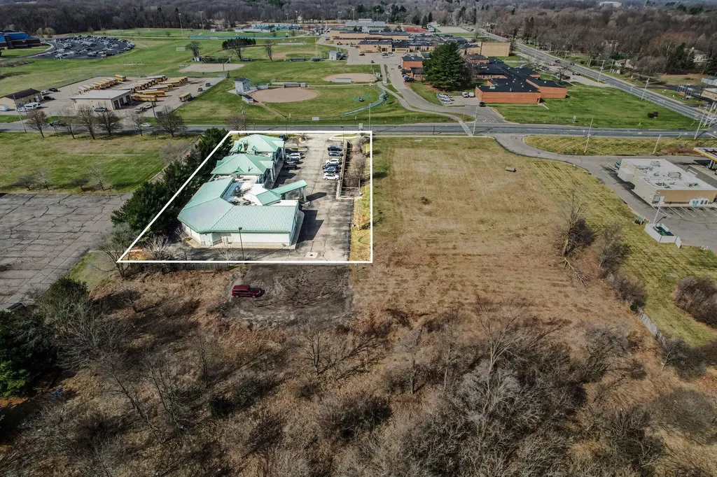 12898 Beadle Lake Road Emmett Charter Township MI 49014