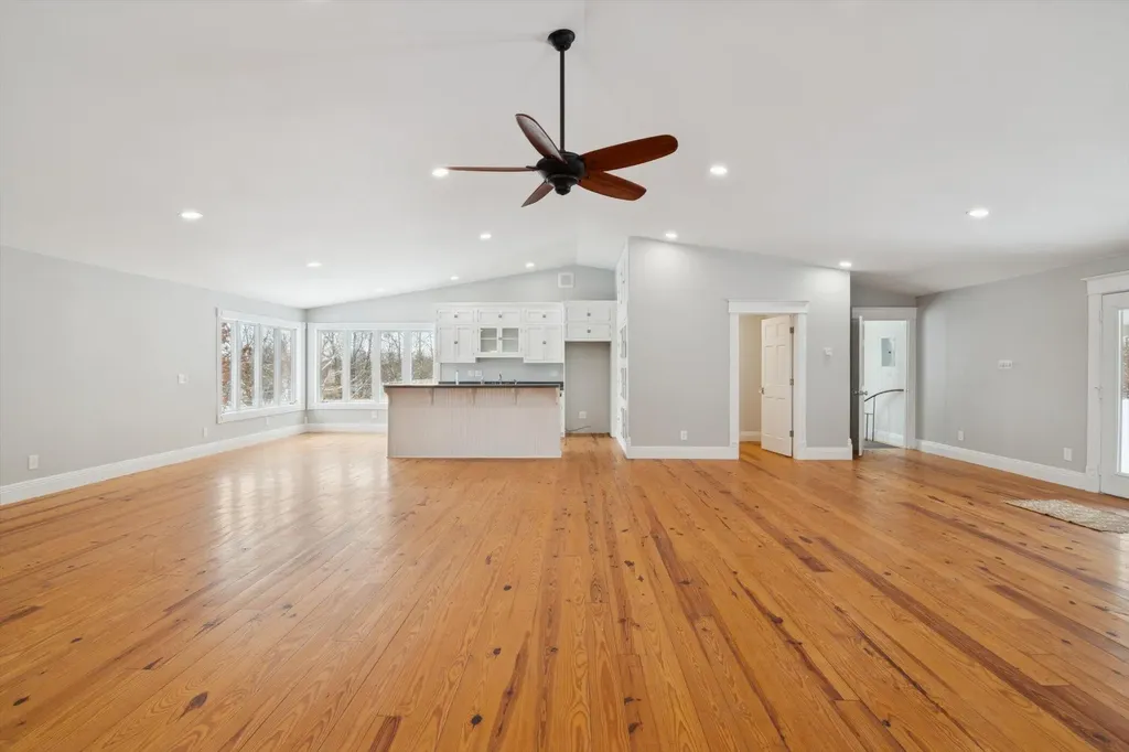 17490 G Drive N Marshall Township MI 49068