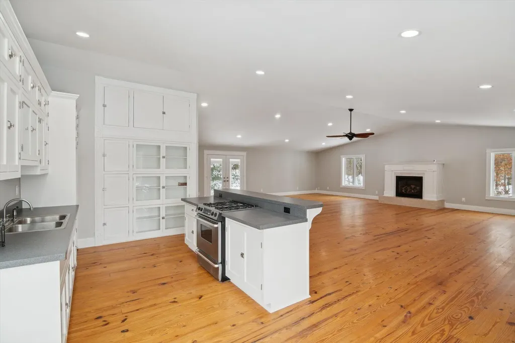 17490 G Drive N Marshall Township MI 49068