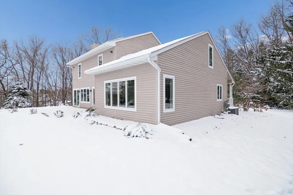 17490 G Drive N Marshall Township MI 49068