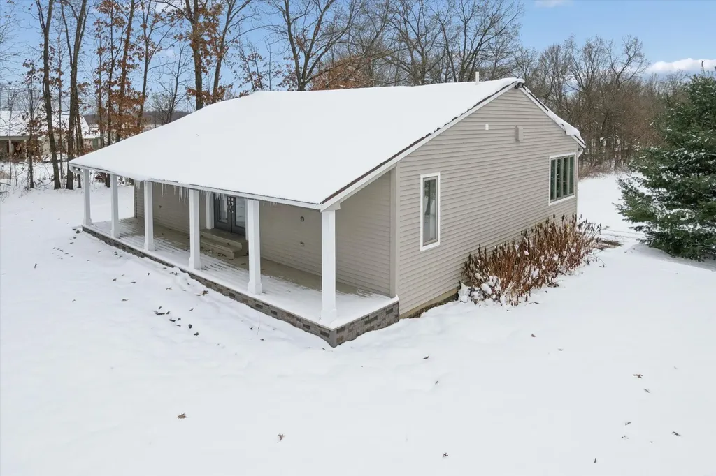 17490 G Drive N Marshall Township MI 49068