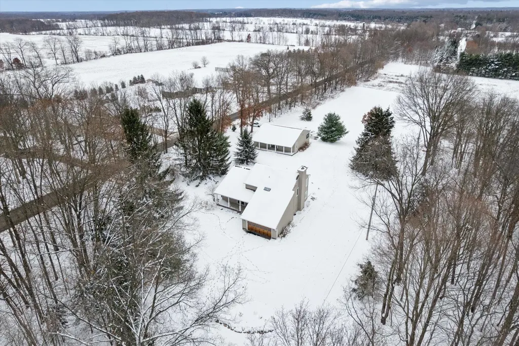 17490 G Drive N Marshall Township MI 49068