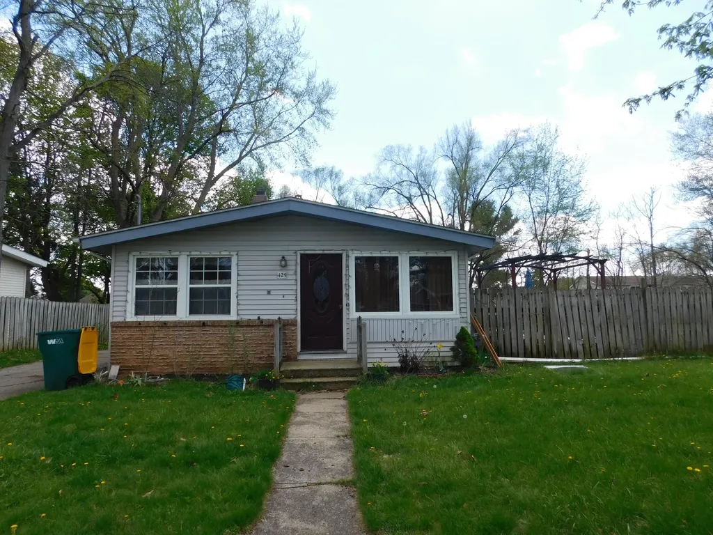 425 Southland Avenue Portage City MI 49024