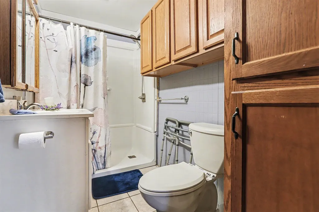7511 E Drive N Emmett Charter Township MI 49014