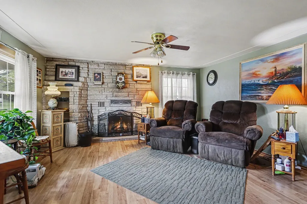 7511 E Drive N Emmett Charter Township MI 49014