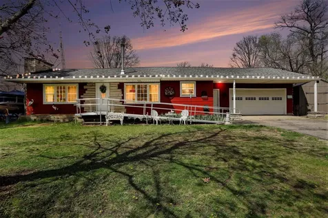7511 E Drive N Emmett Charter Township MI 49014
