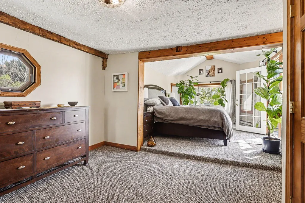 7828 Division Drive Newton Township MI 49014