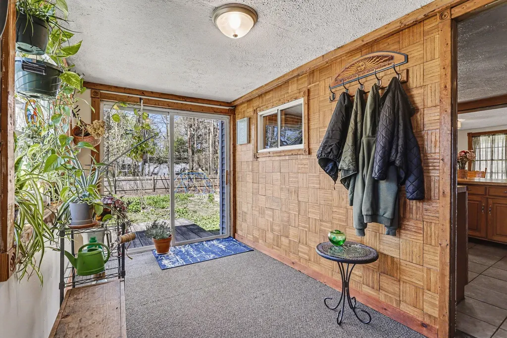 7828 Division Drive Newton Township MI 49014