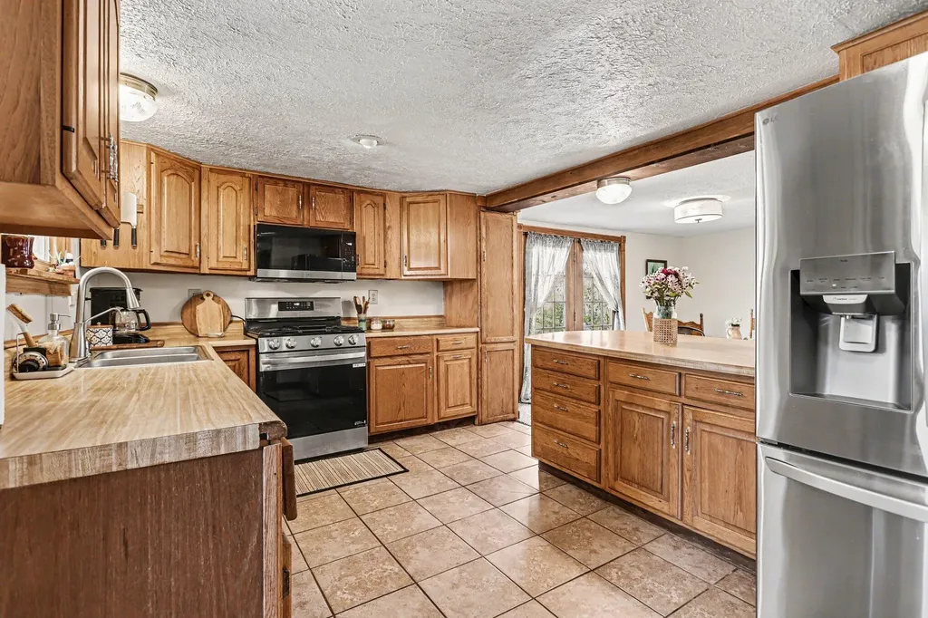 7828 Division Drive Newton Township MI 49014