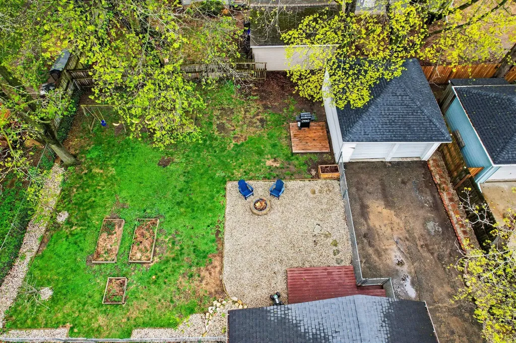 112 W Spruce Street Marshall City MI 49068