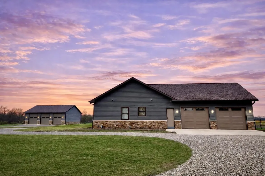 16054 Division Drive Fredonia Township MI 49068