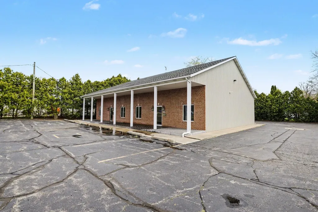 317 S Grand Street Marshall City MI 49068
