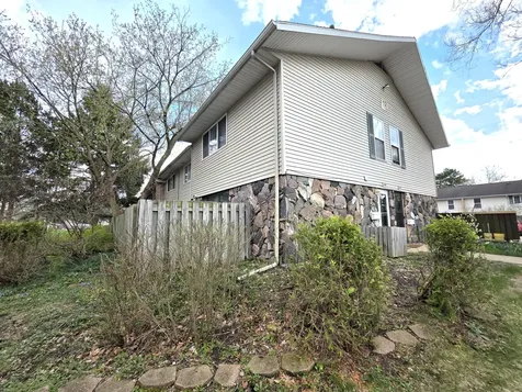 3439 Kenbrooke Court Kalamazoo City MI 49006