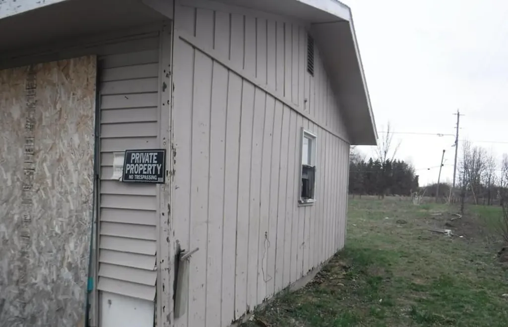 30450 M 152 Silver Creek Township MI 49047