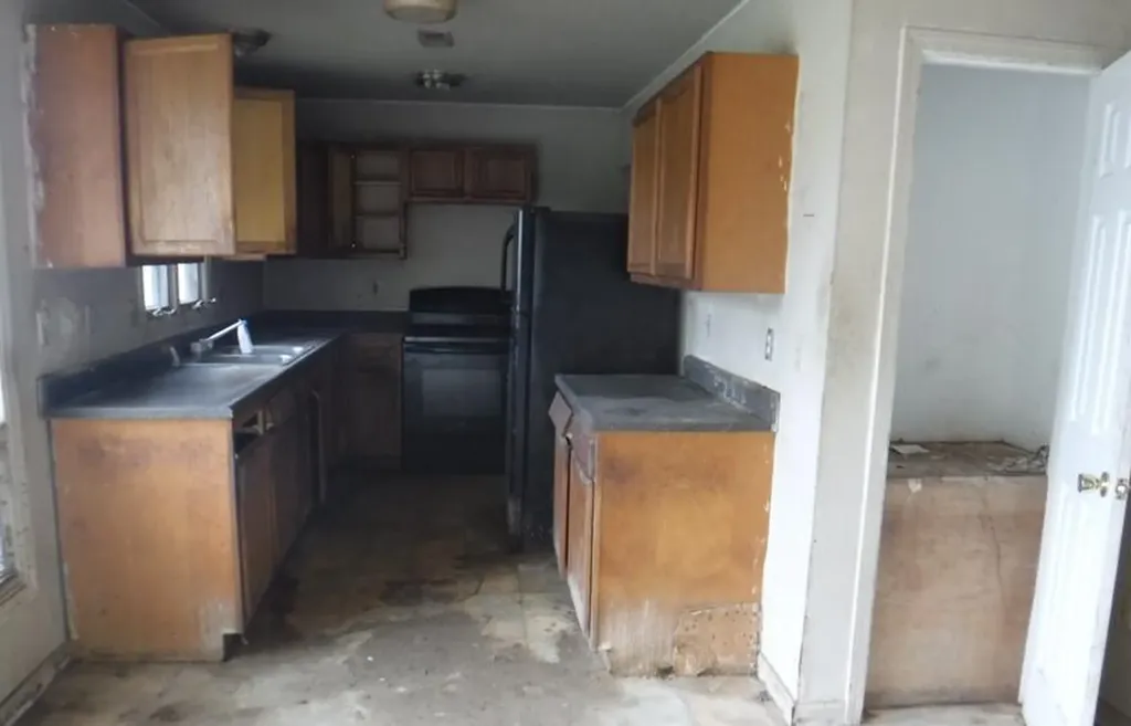 30450 M 152 Silver Creek Township MI 49047