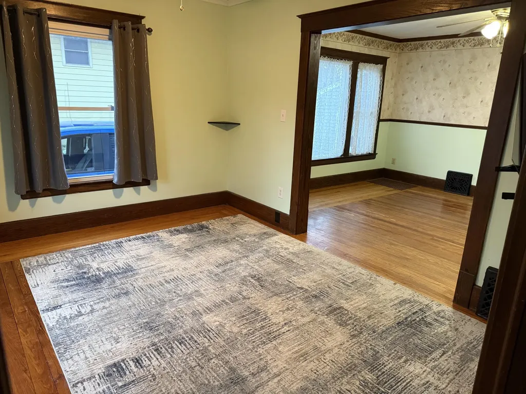 1222 E Porter Street Albion City MI 49224