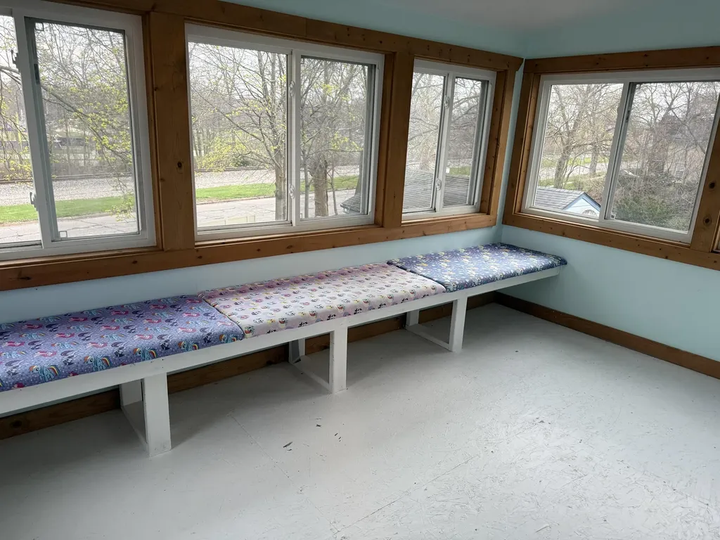 1222 E Porter Street Albion City MI 49224