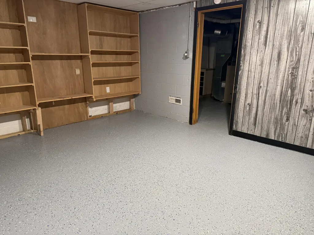 1222 E Porter Street Albion City MI 49224