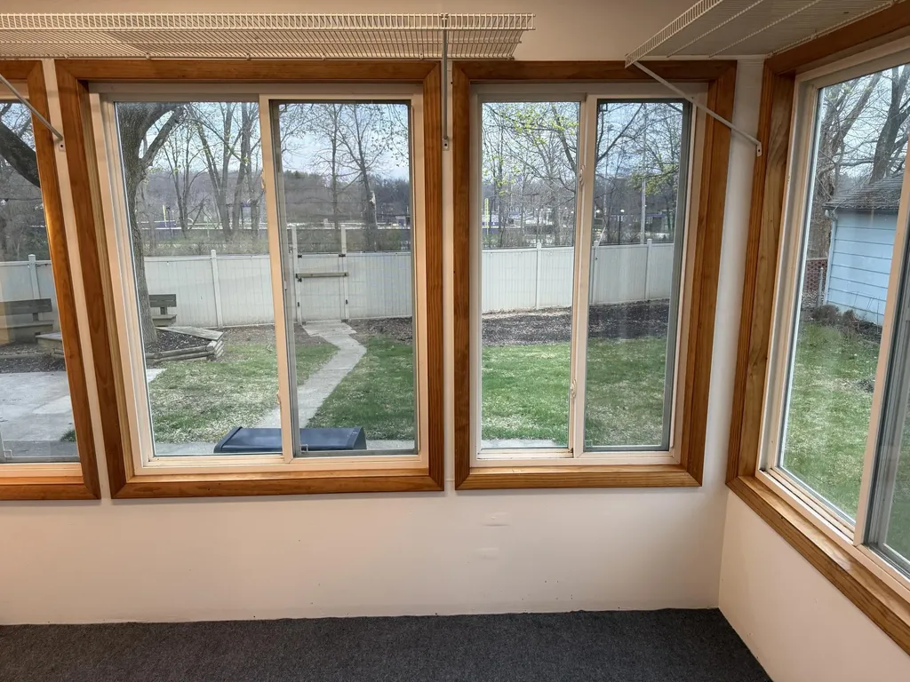 1222 E Porter Street Albion City MI 49224