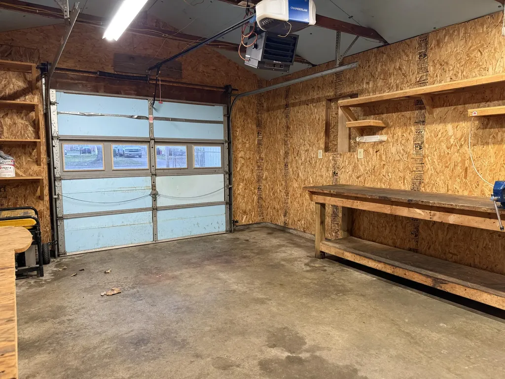 1222 E Porter Street Albion City MI 49224