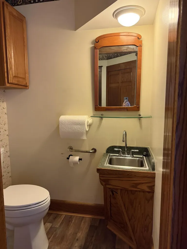 1222 E Porter Street Albion City MI 49224
