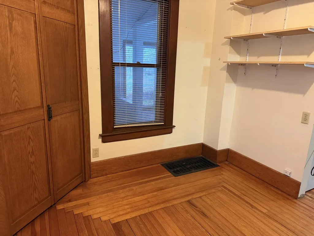 1222 E Porter Street Albion City MI 49224