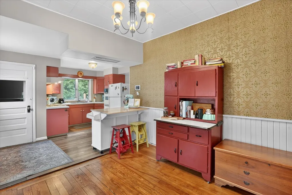 109 S Mulberry Street Marshall City MI 49068