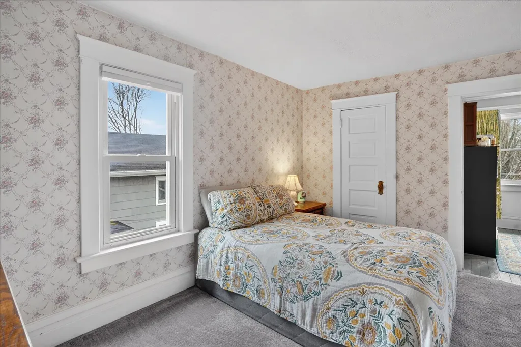 109 S Mulberry Street Marshall City MI 49068