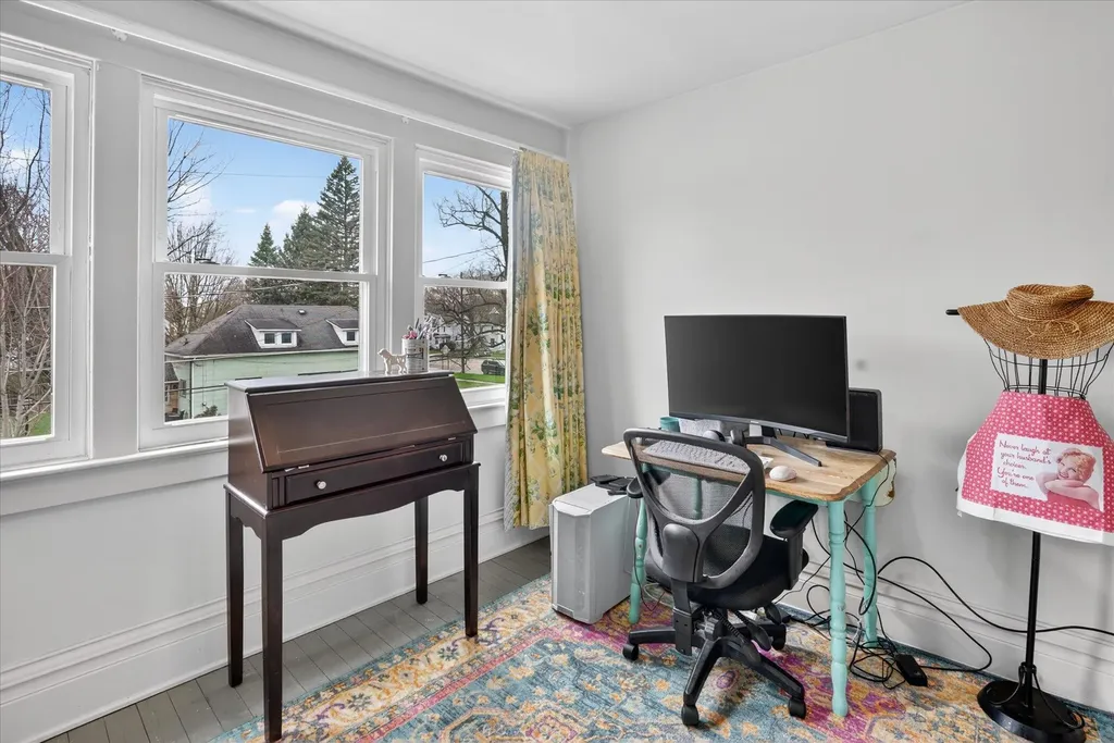 109 S Mulberry Street Marshall City MI 49068