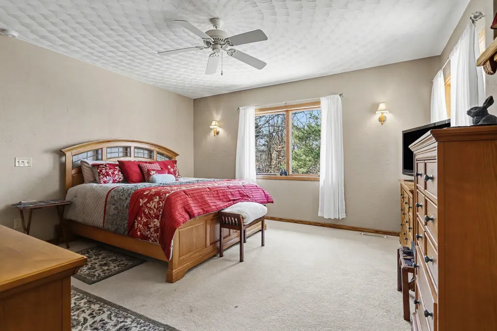 8362 E River Road Emmett Charter Township MI 49014